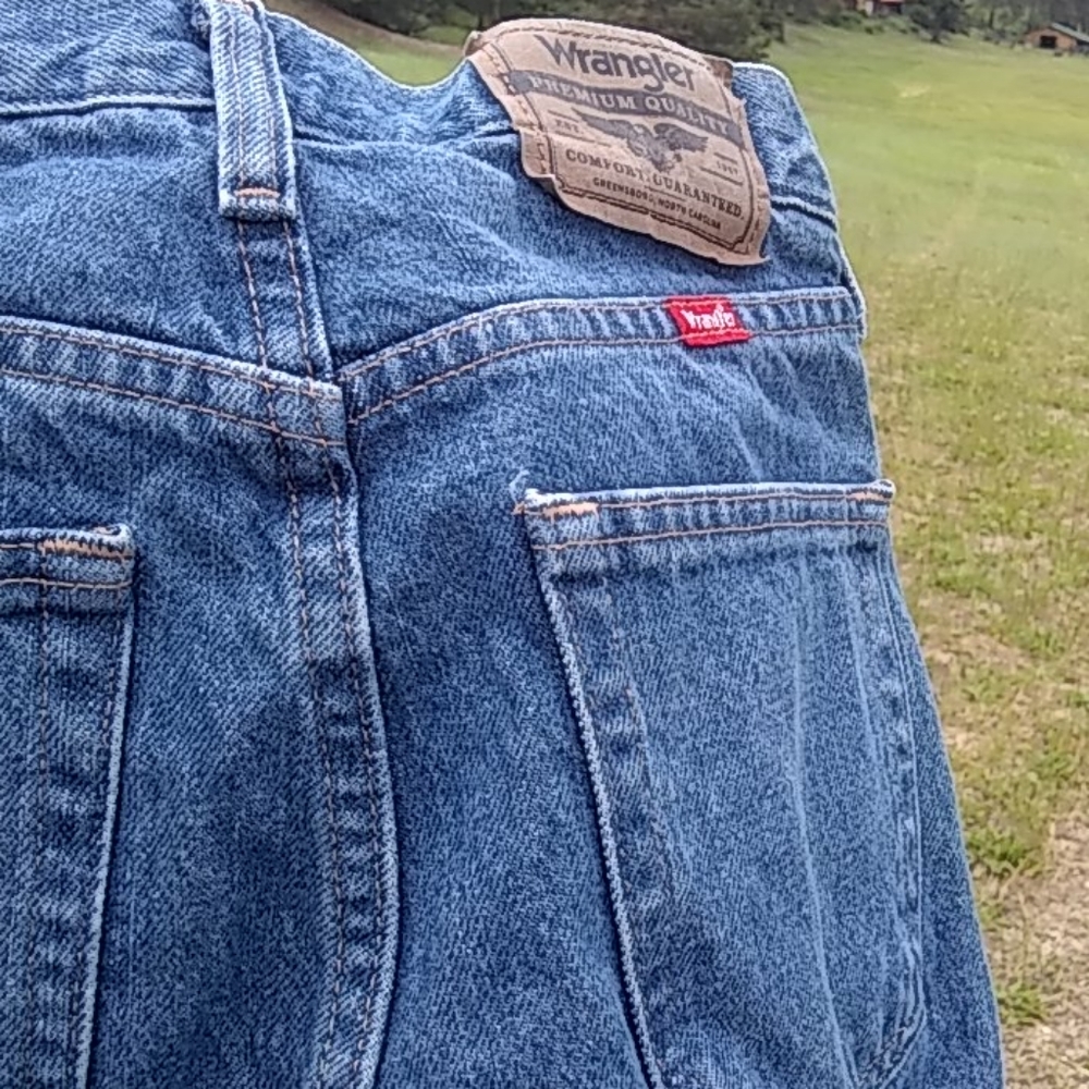 Wrangler 29x32 jeans
